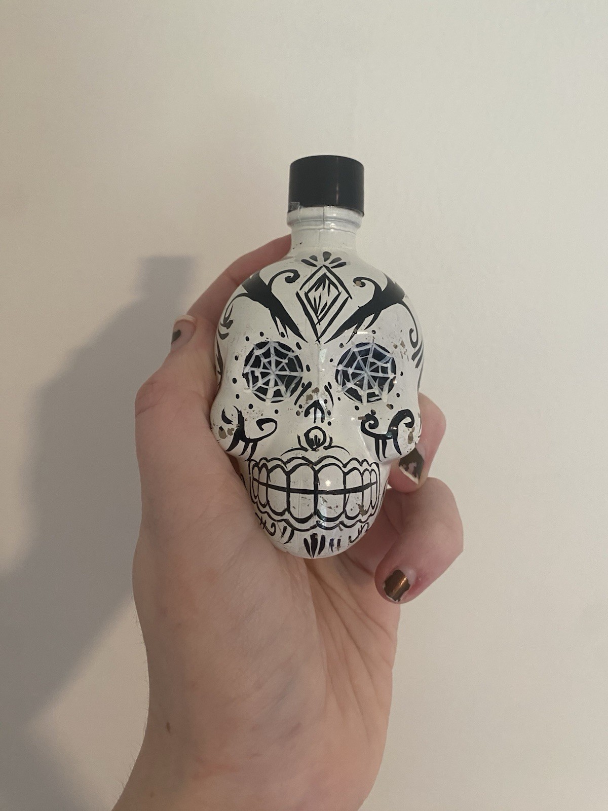 White Kah Skull Bottle