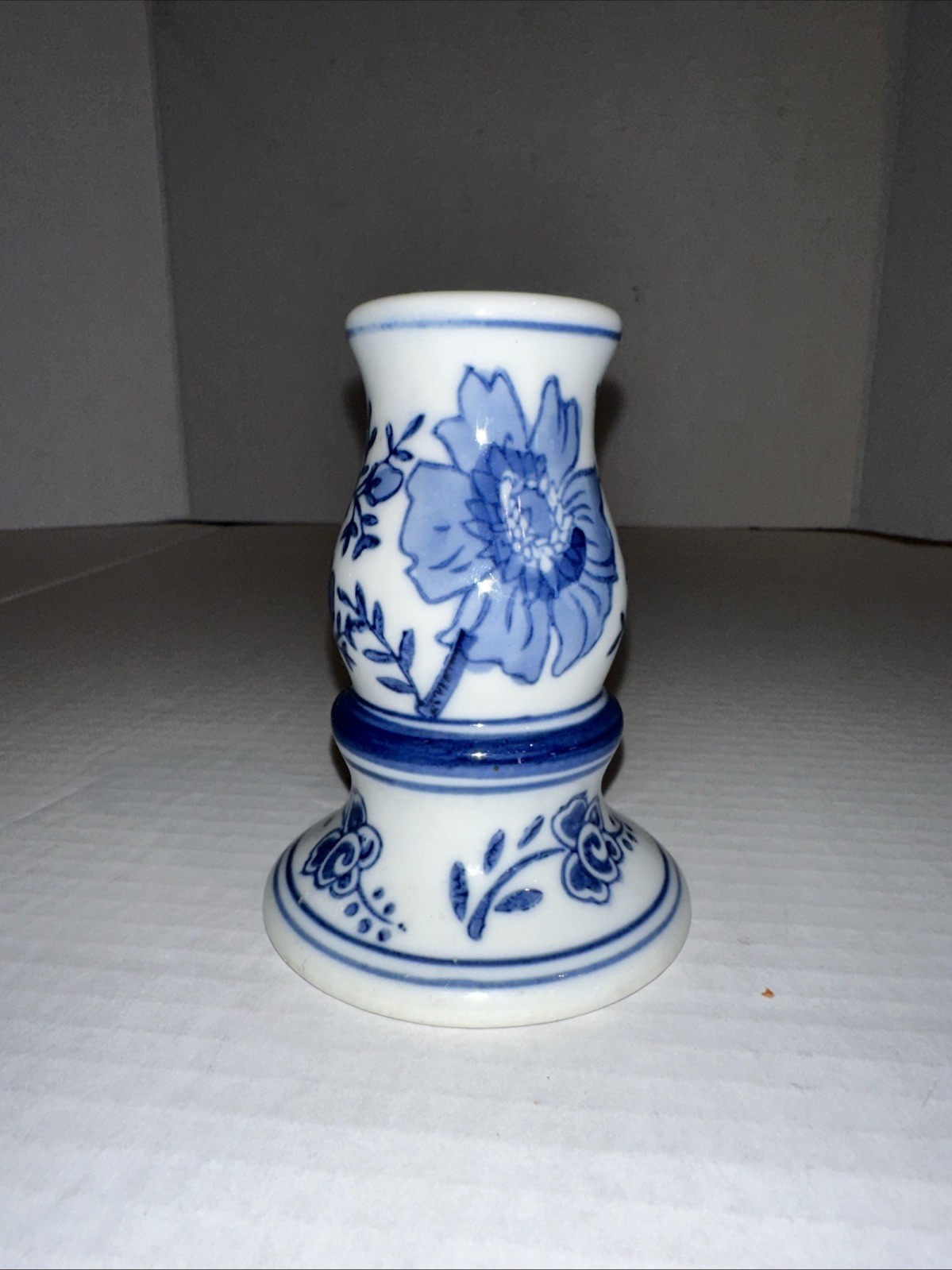 Glass Candle Holder Blue White Center Piece Table Home Decor Figurine Statue 8A