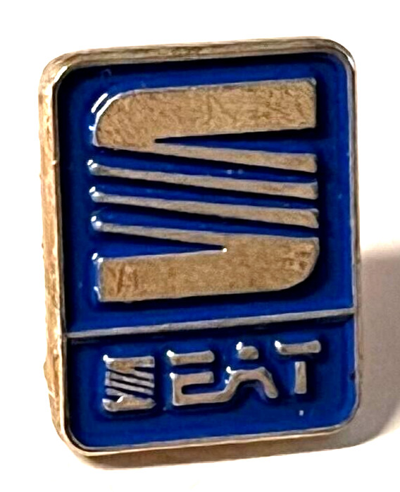 SEAT Logo Pin (H28)
