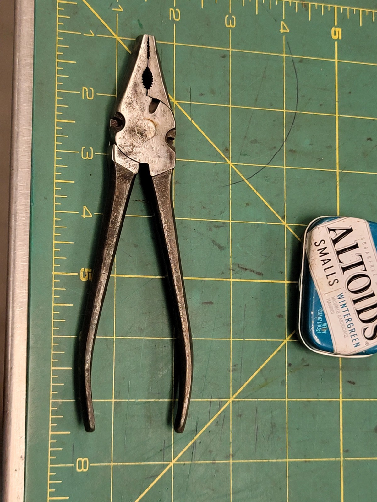 Vintage Utica Buttons Patent Lineman's Fencing  side cutter pliers 6 1/2" USA