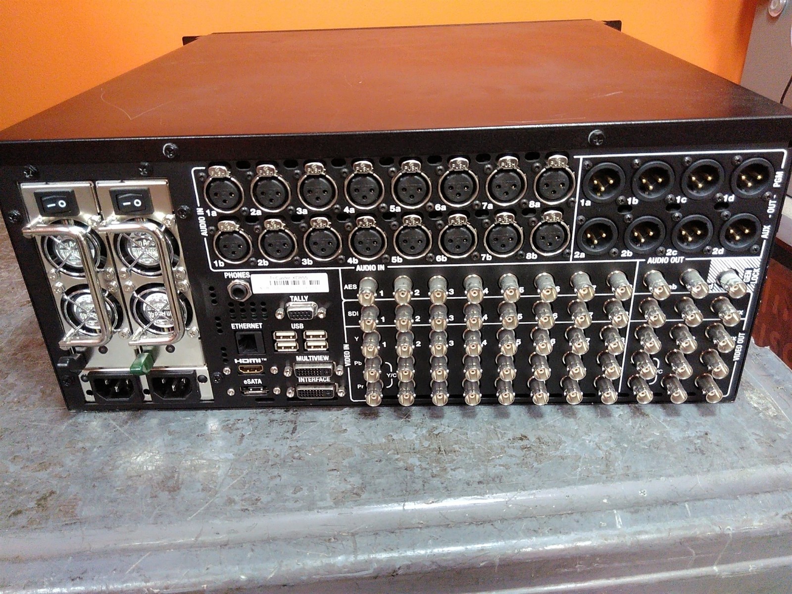NewTek TriCaster TCXD850 Production Switcher Box