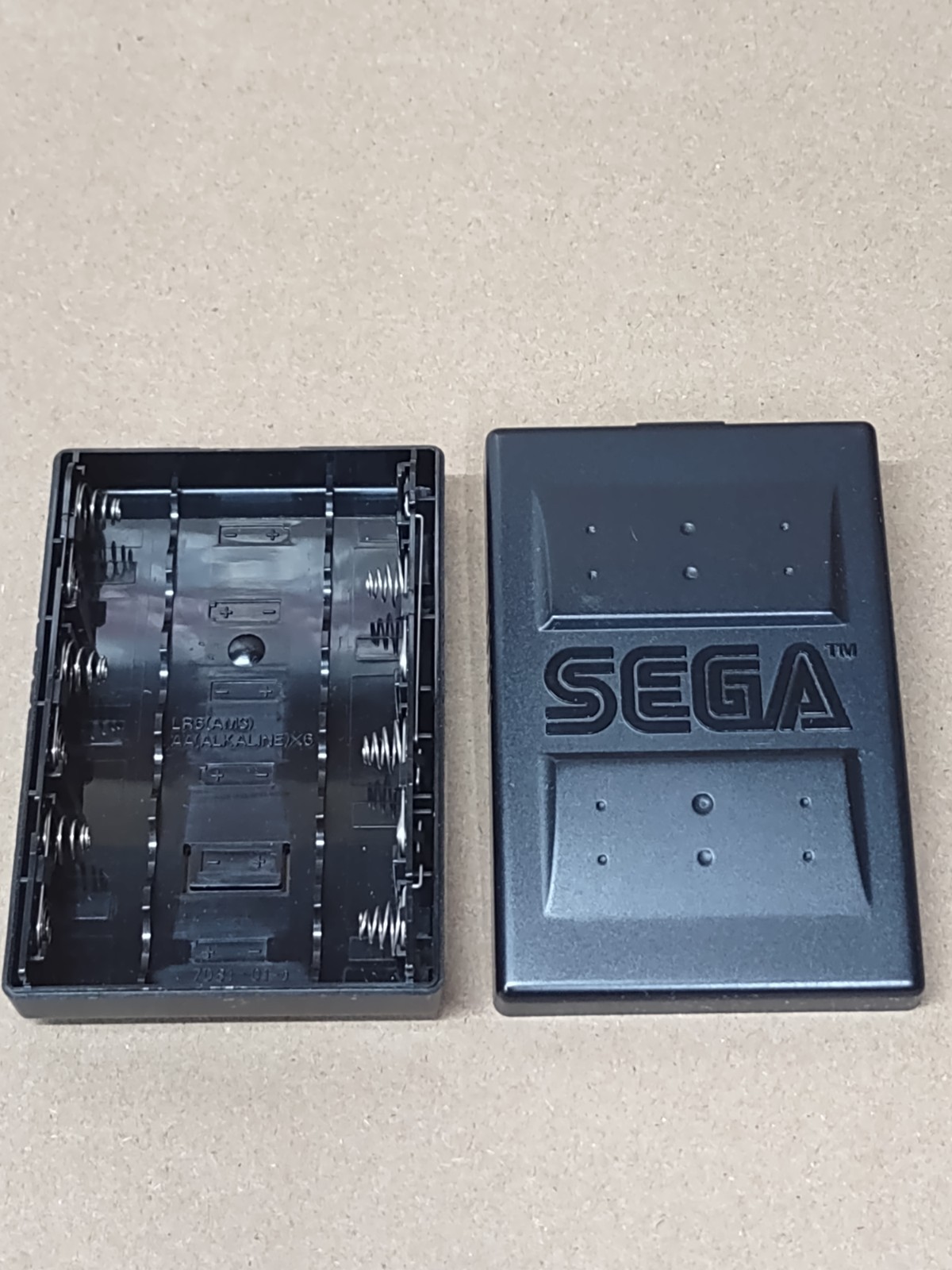 Sega Genesis Nomad OEM Battery Pack Authentic No Corrosion 6 AA Batteries Rare!