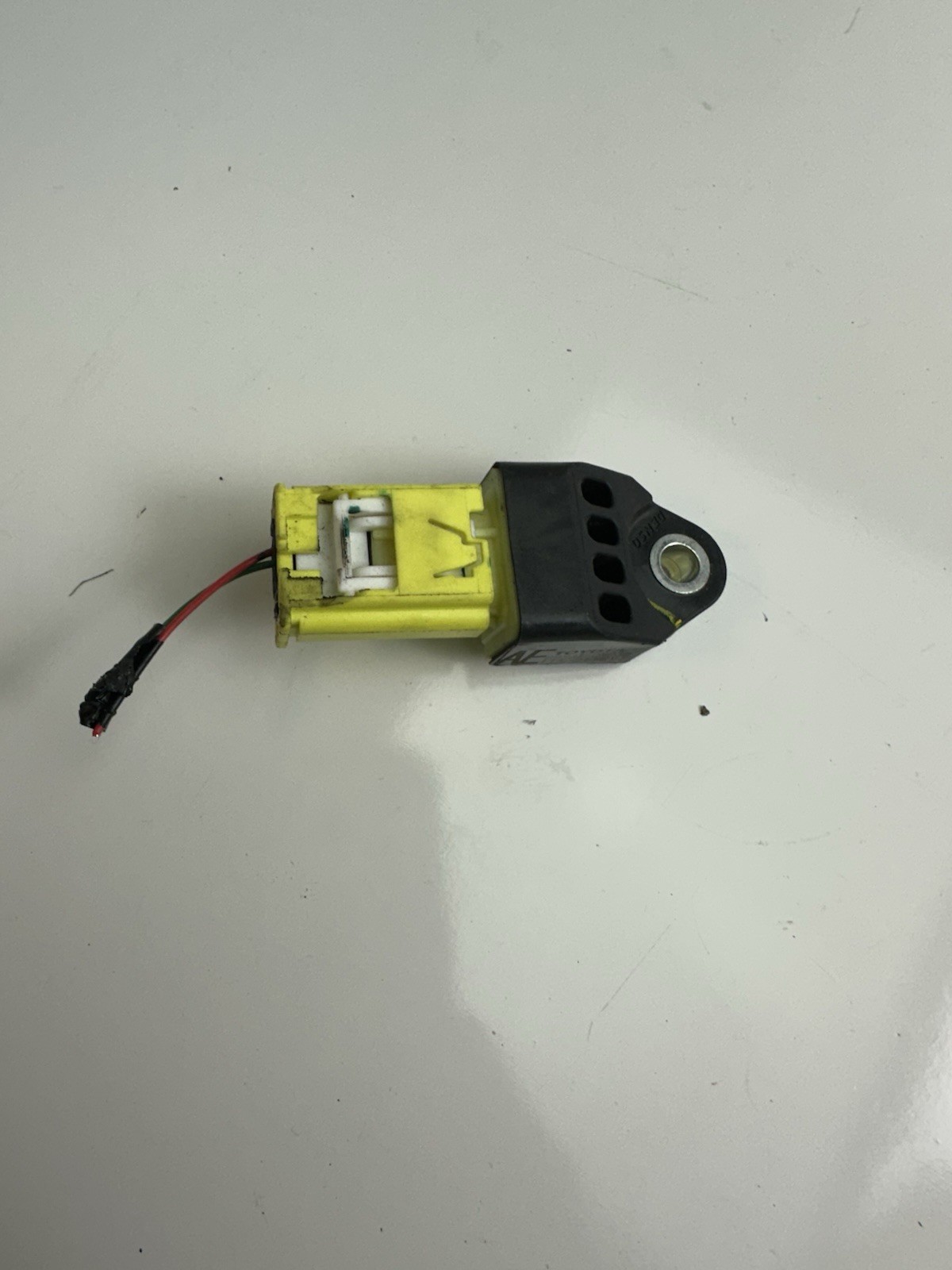 2015 TOYOTA SIENNA MISC. ELECTRICAL RH PN: 89831-08030 OEM