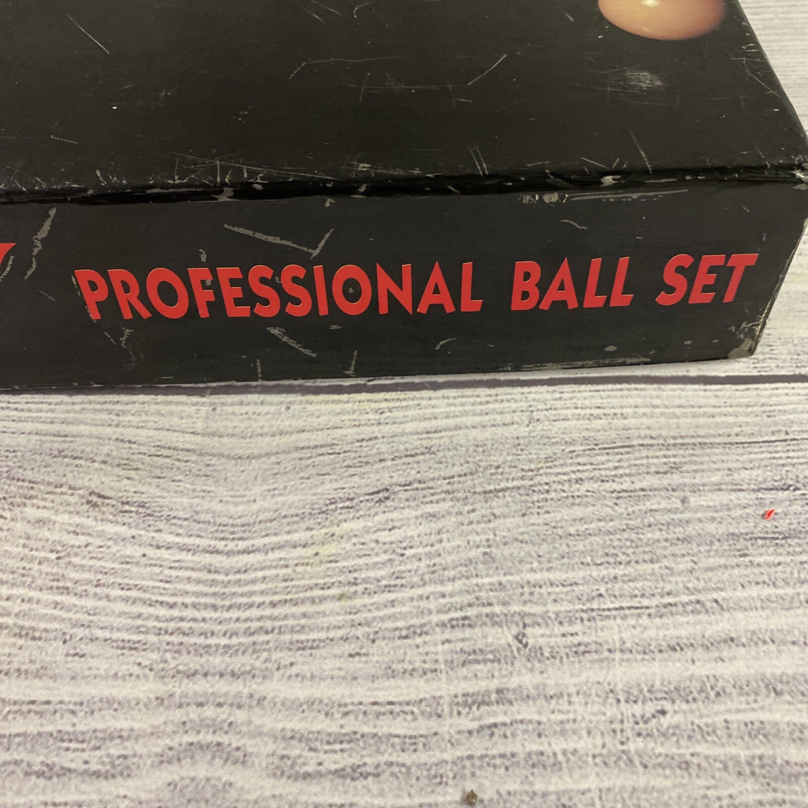 11 Victor Pool Balls Billiard with Box Not complete FAST SHIPPING!￼!!!