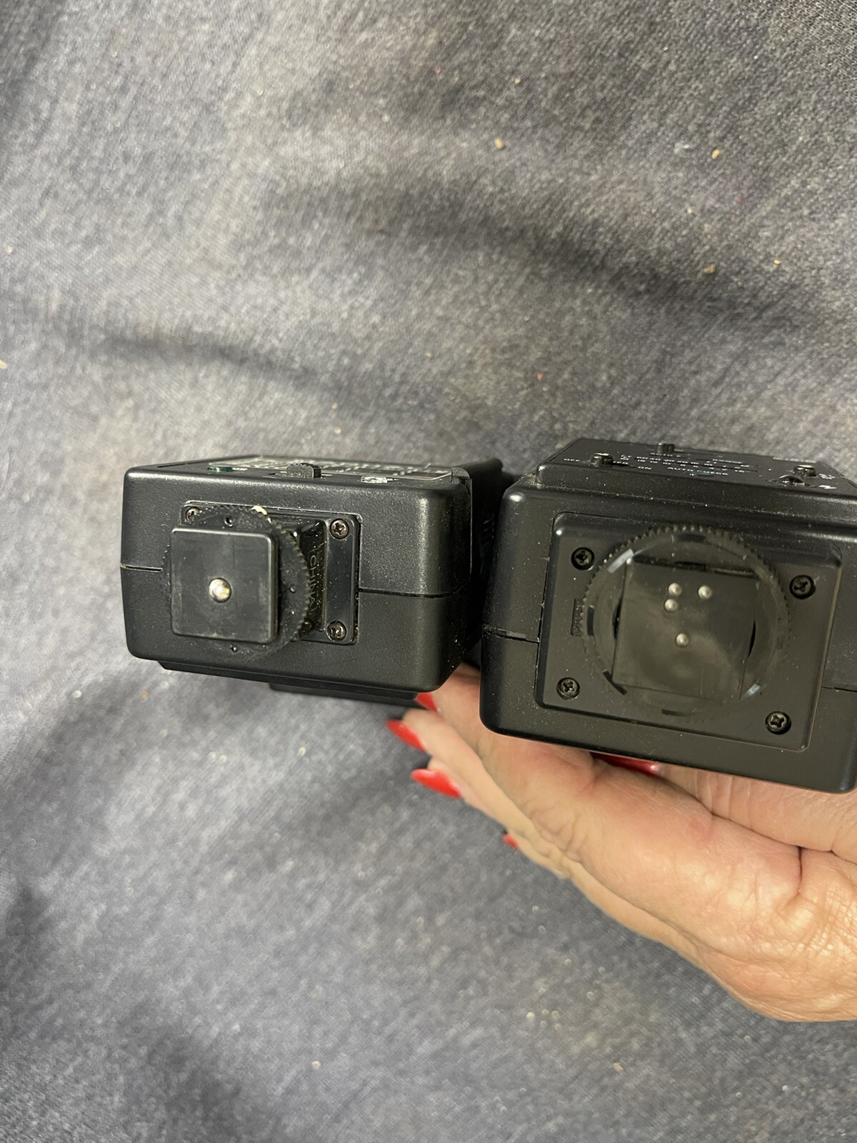 Lot 2 VINTAGE VIVITAR ELECTRONIC FLASH Units 2000 And 2850 RL Untested