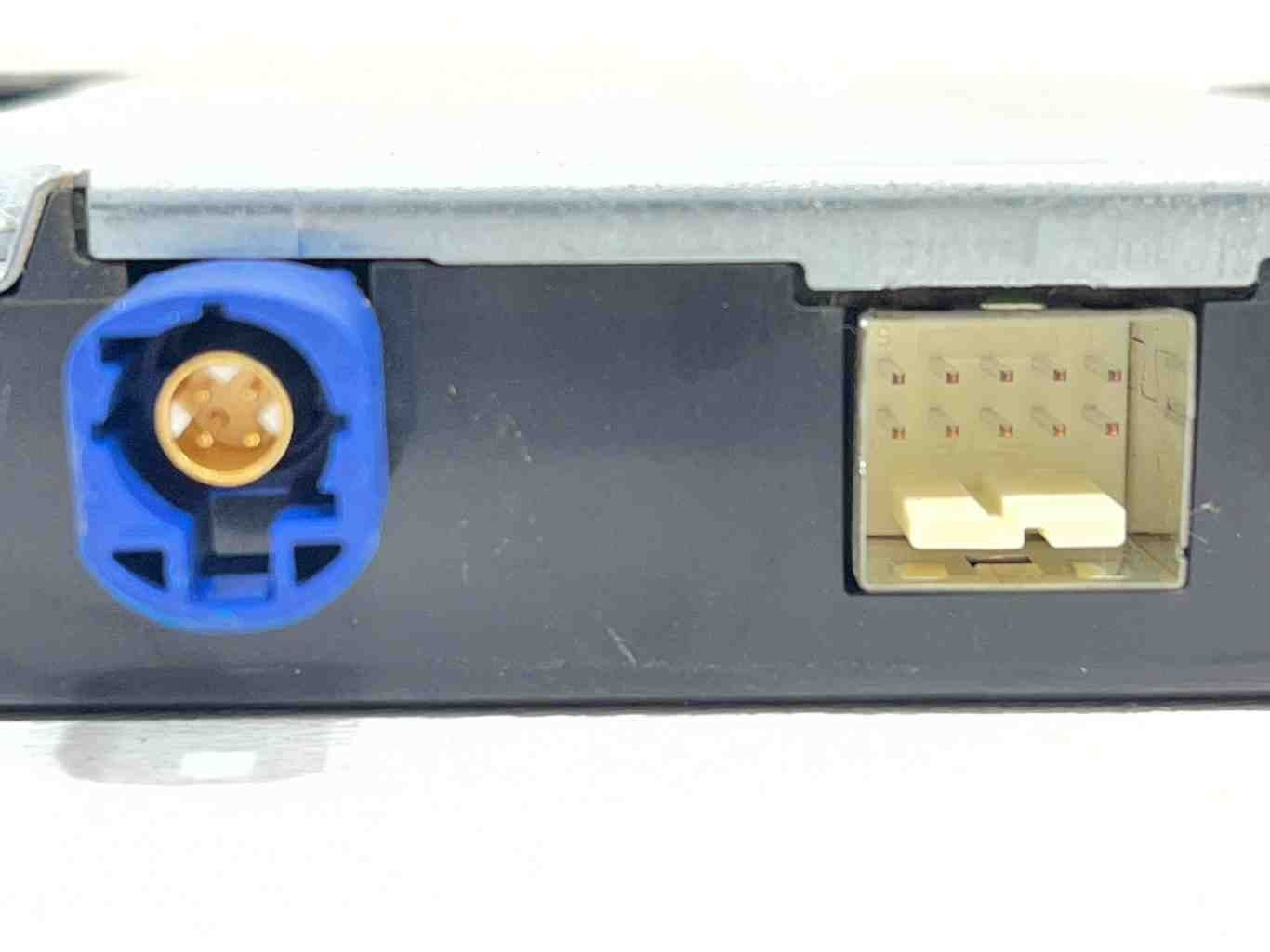 2013 - 2016 MERCEDES E350 Communication Control Module 1729000608 OEM