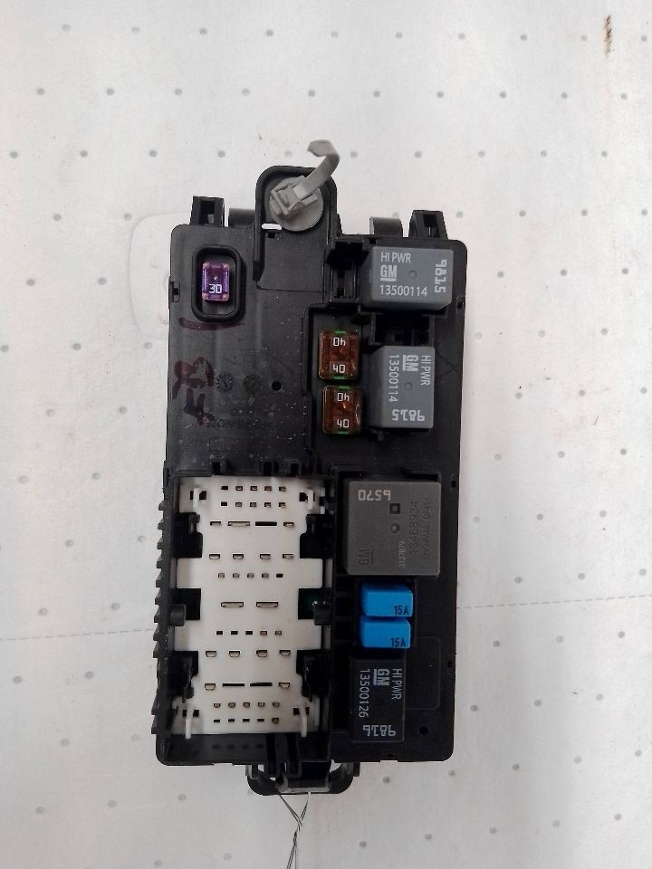 GM 85545271 Under Dash Cabin Fuse Box from 2024 Suburban 1500 11327450