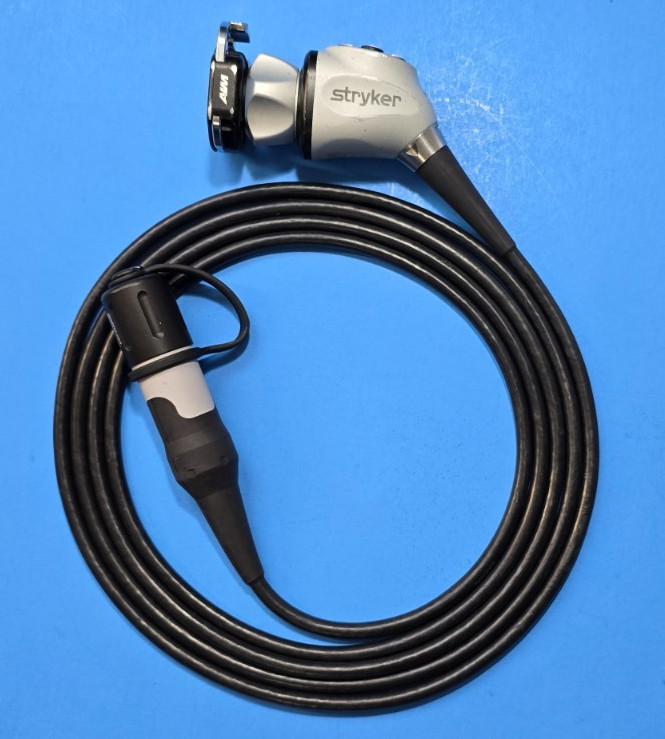 Stryker 1688 AIM 4K Camera Head with Integrated Coupler