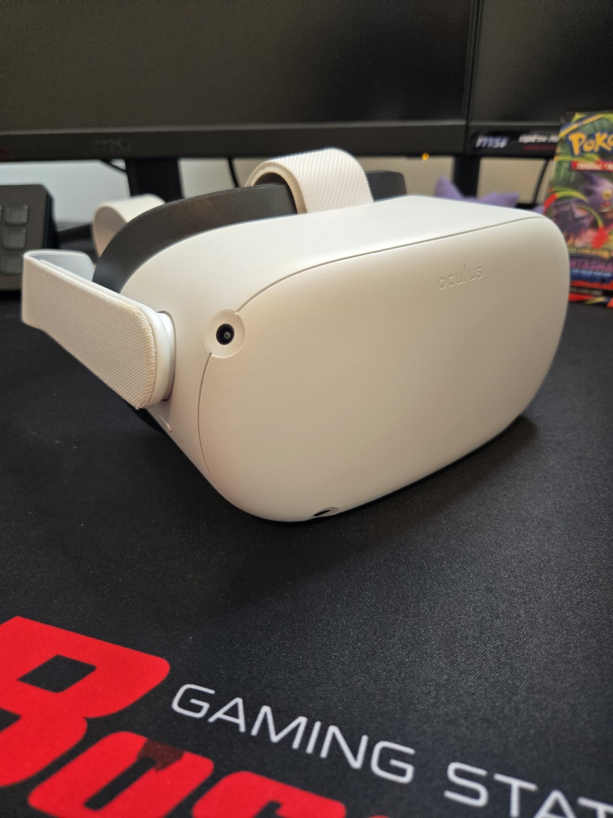 Meta Oculus Quest 2 VR Headset Only *USED, TESTED, WORKING*