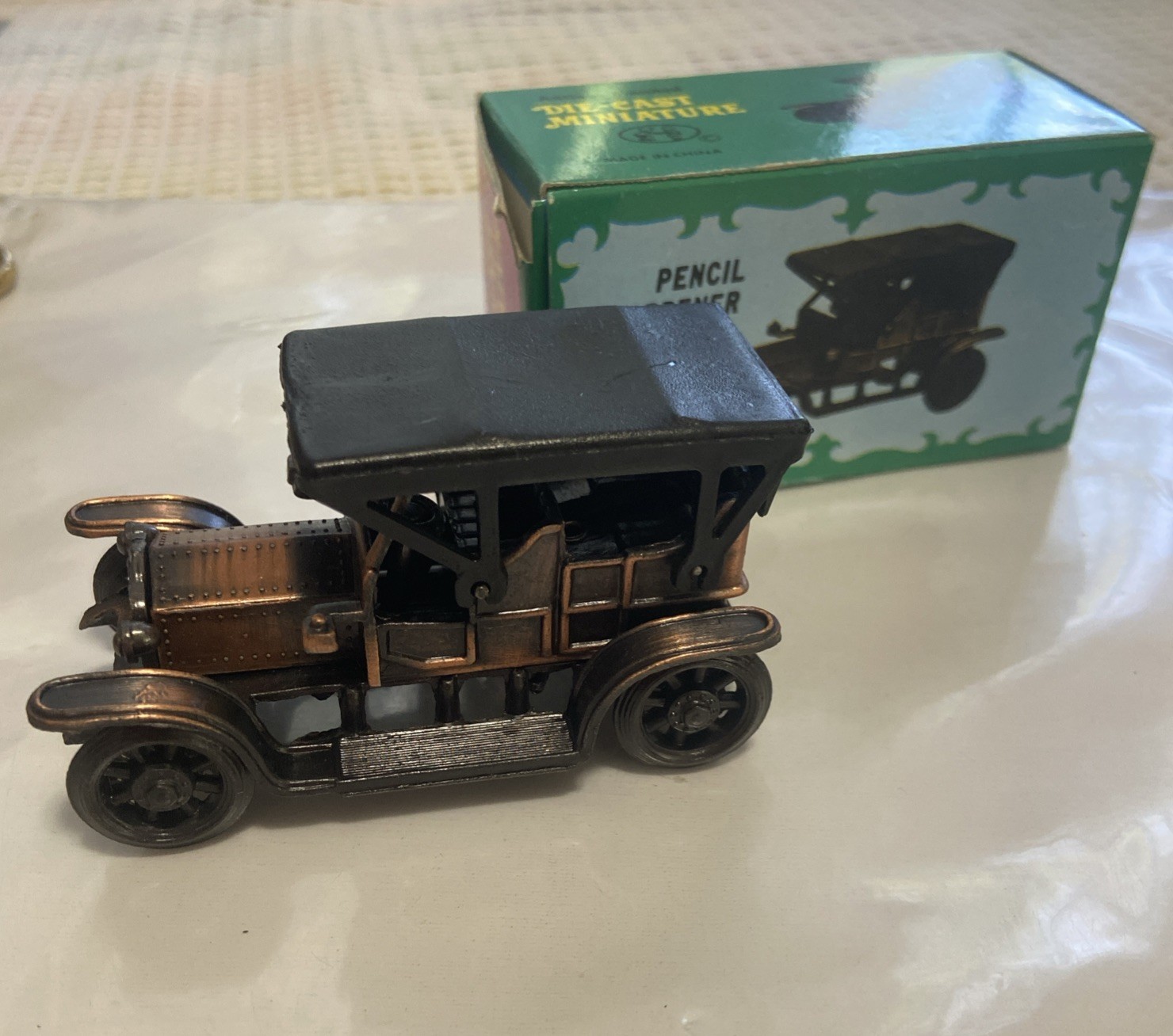 NIB Antique Finished Die-Cast Miniature TRUCK PENCIL SHARPENER