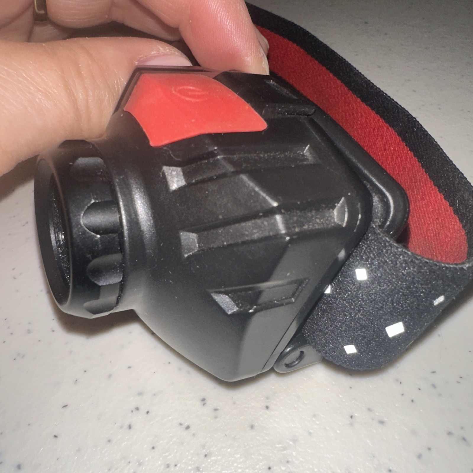 Coast 21324 FL70 Focusing LED Headlamp