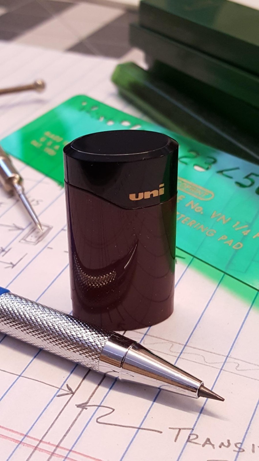 Uni 2.0mm Pencil Pocket Sharpener DPS6001P Lead Wick Holder Small Portable Size