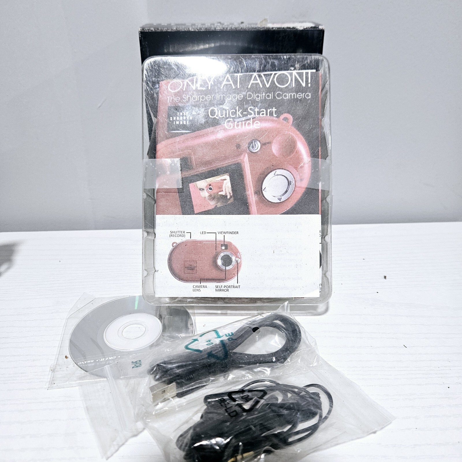 2010 Avon The Sharper Image Digital Camera Red NEW Open Box