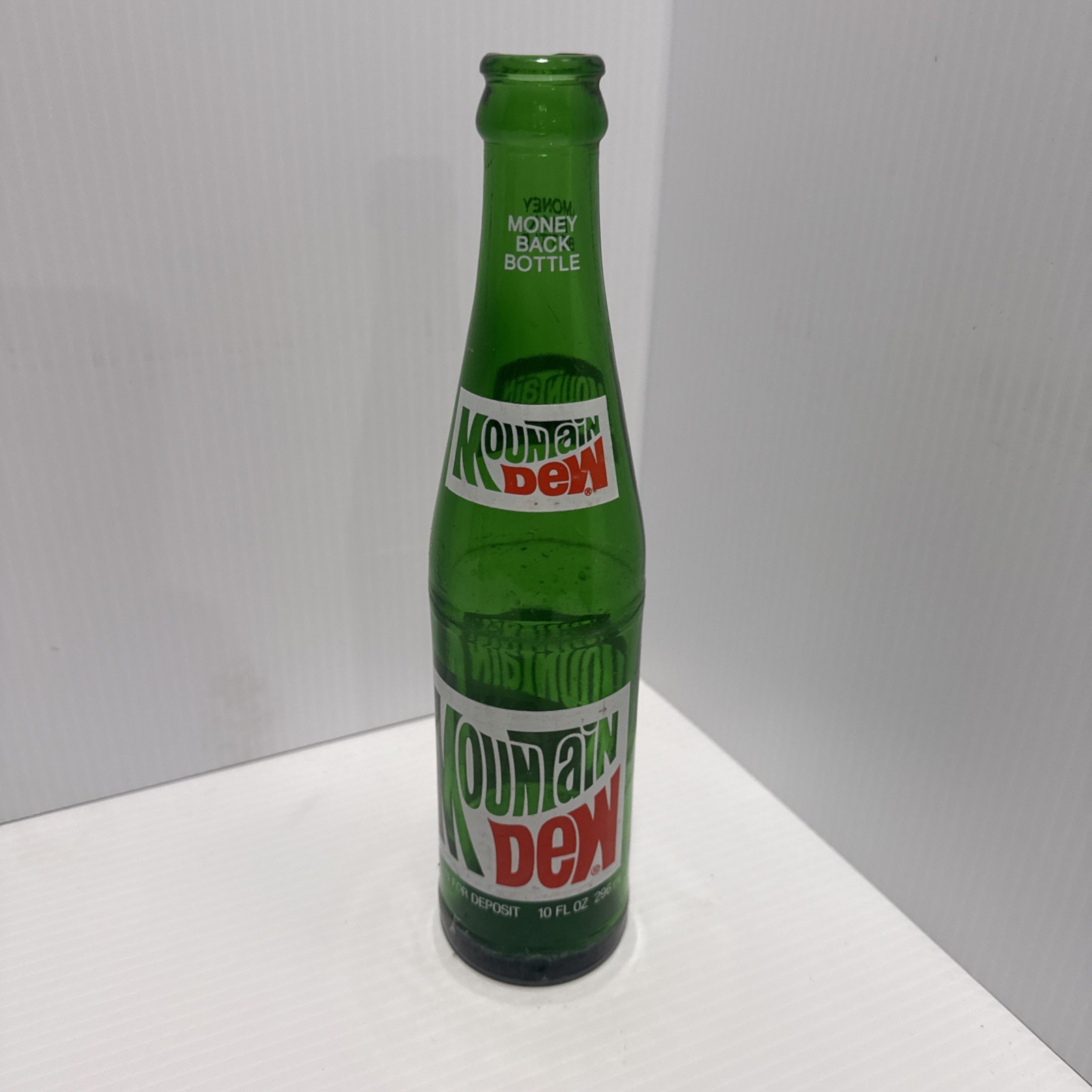 Vintage MOUNTAIN DEW  Green Glass Soda Pop Bottle 10 oz Chipped,  Clear Graphics