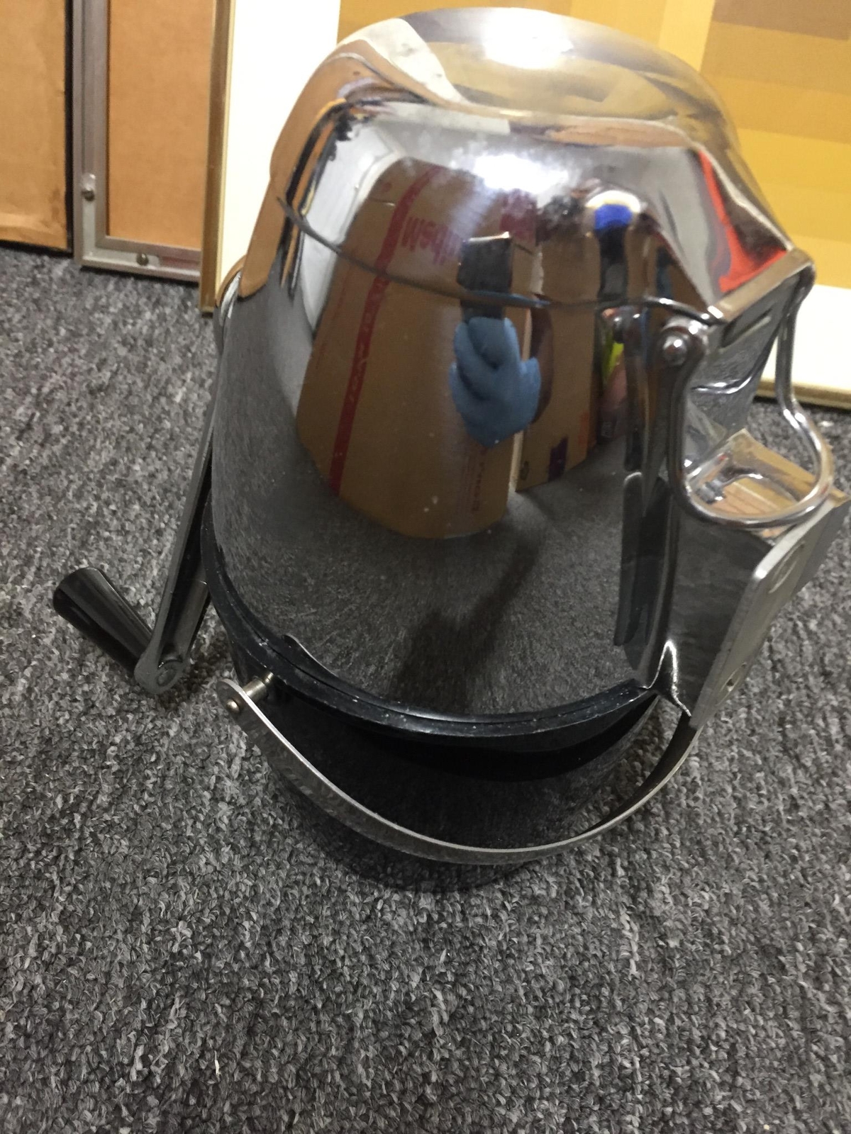 Ice-o-Mat Vintage Bullet Shape Manual Hand Crank Ice Crusher Chrome