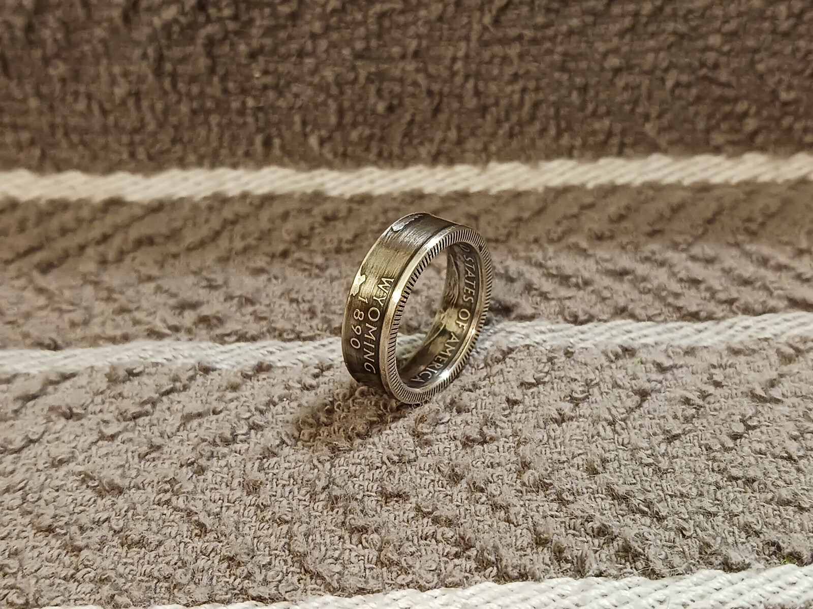 Wyoming state 90% silver  Washington Quarters, coin ring, size 6-1/2  2007
