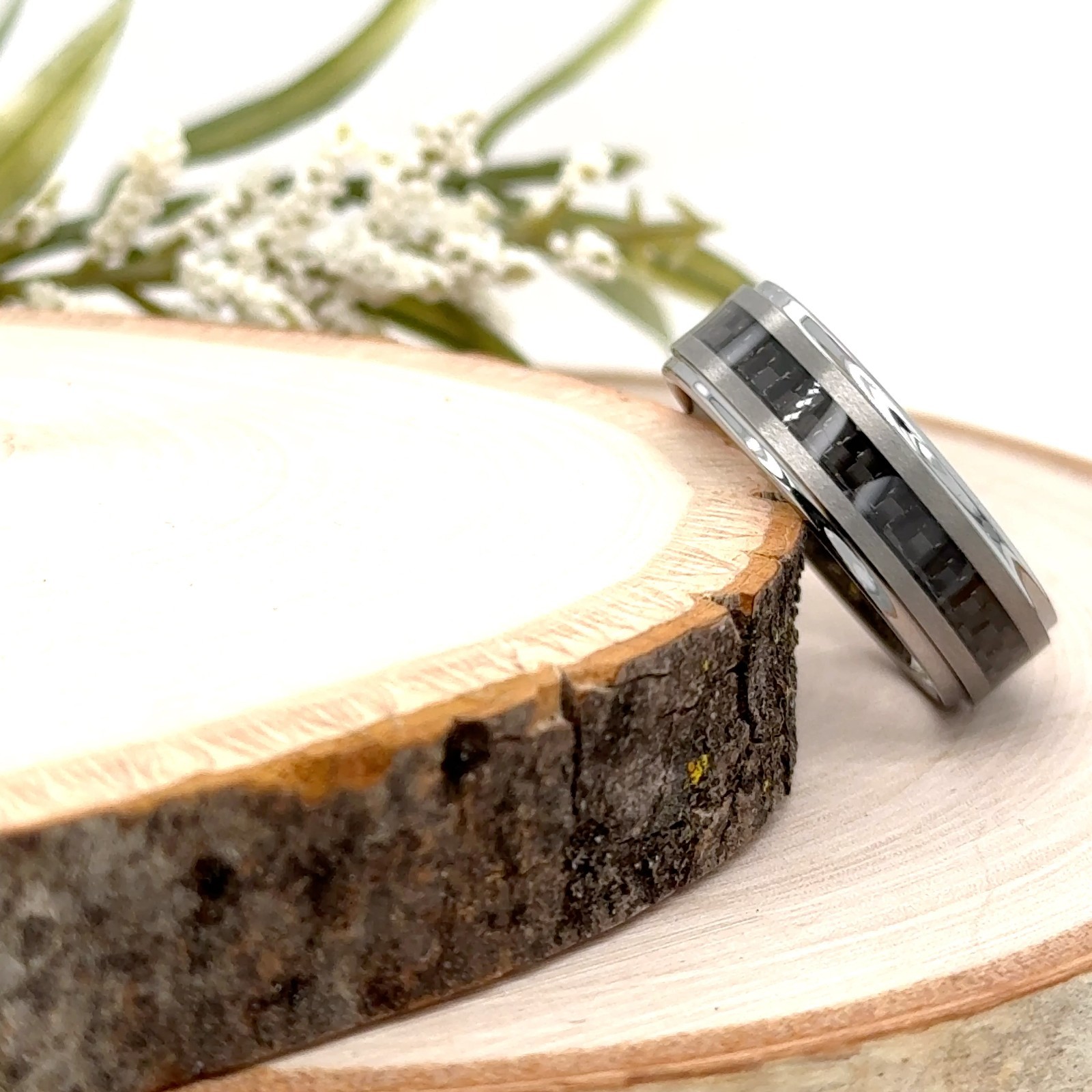 Polished Silver Tungsten 7mm Christmas Ring Black Carbon Fiber Inlay Unisex Band