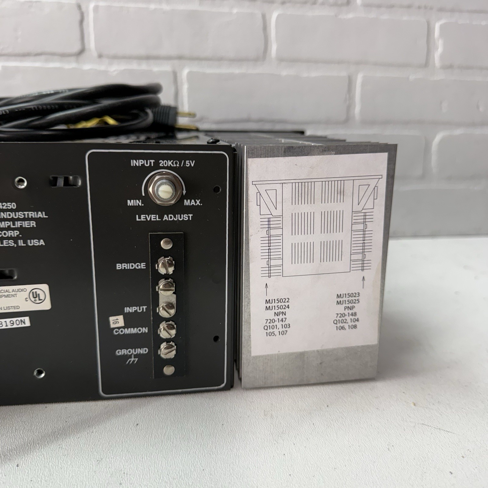 DUKANE 250 WATT PAGING AMPLIFIER MODEL 1A4250