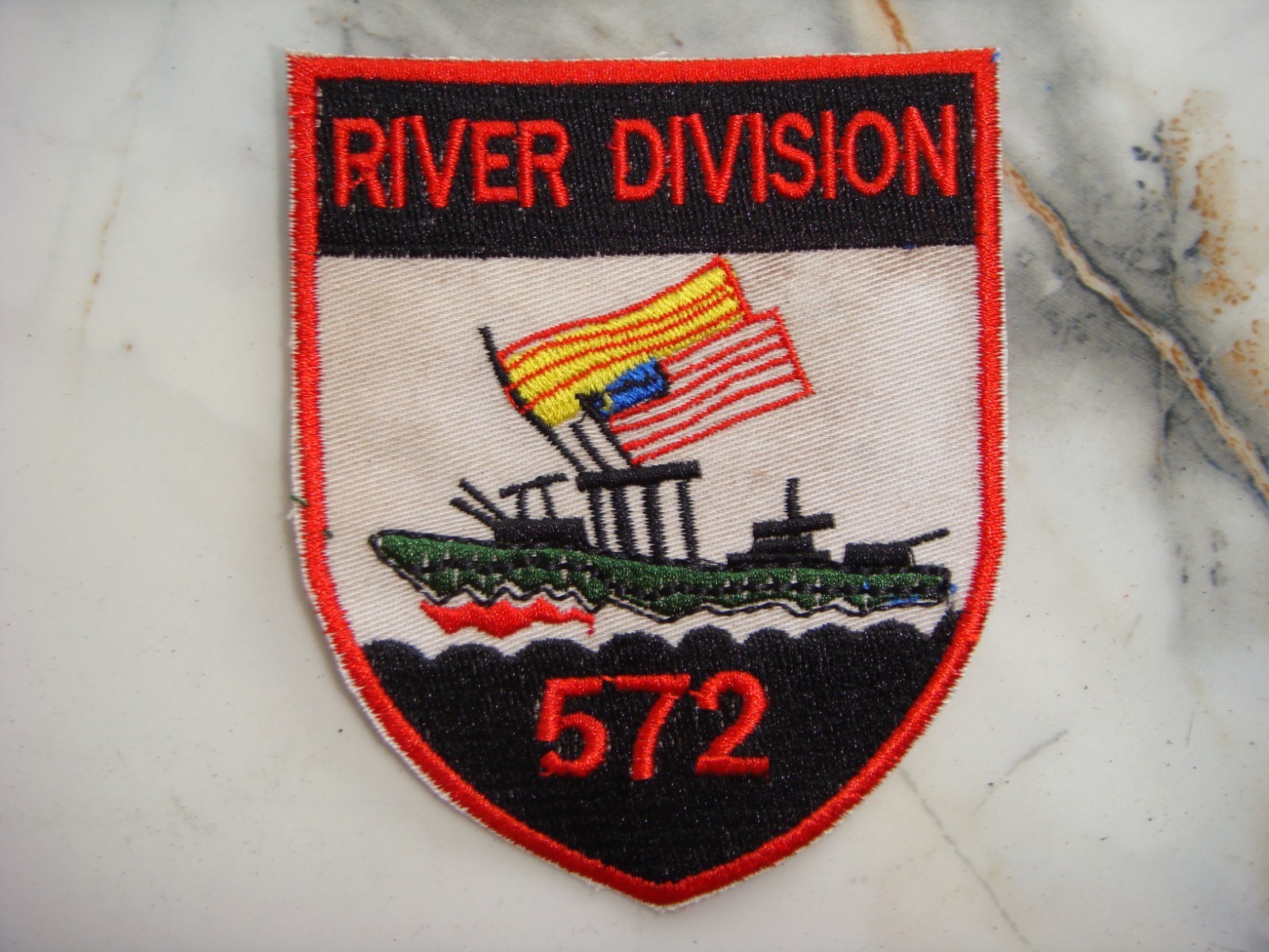 US NAVY RIVER DIVISION 572, VIETNAM WAR PATCH