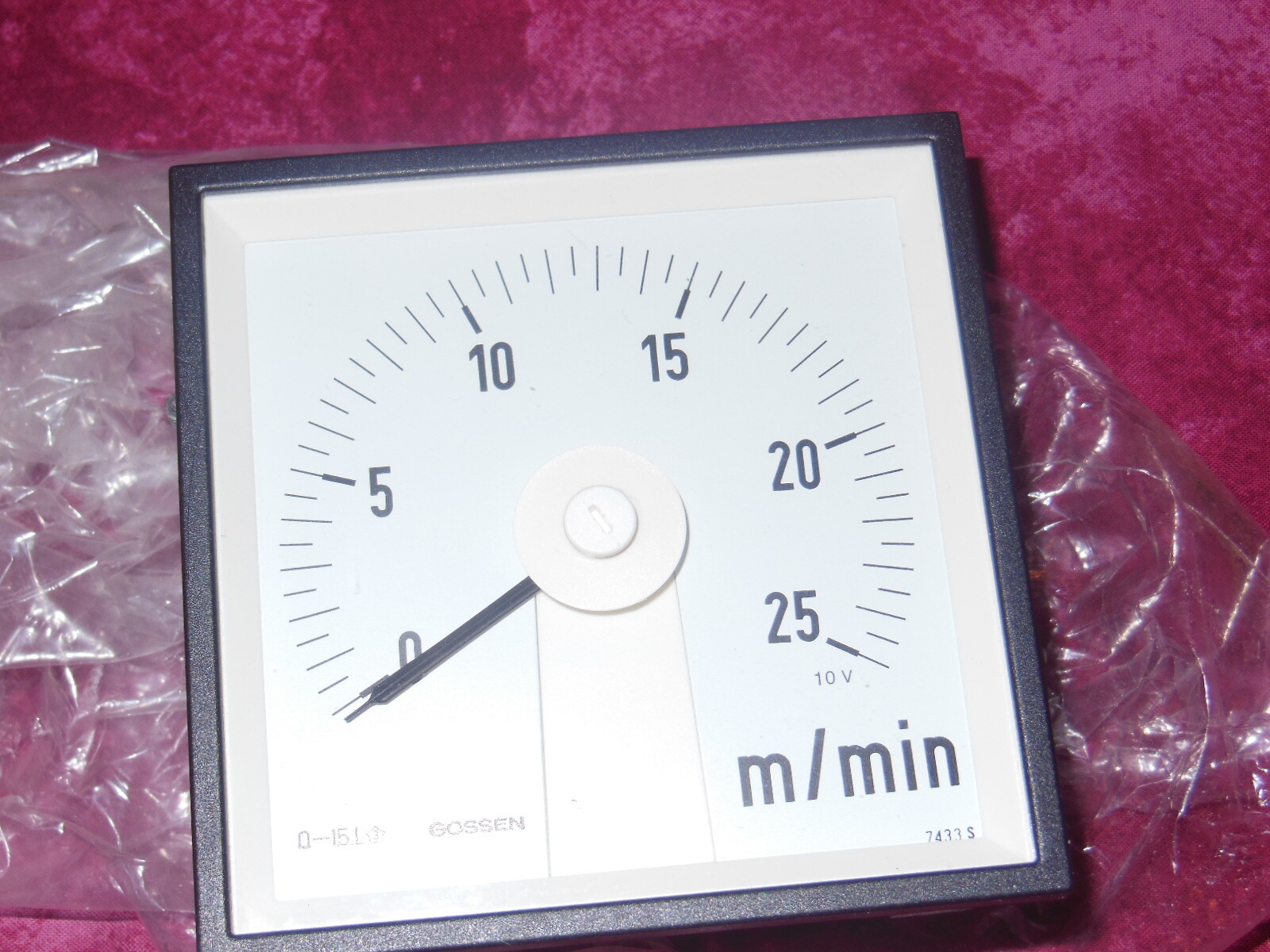 Gossen 0-25 M /Minute  Analog Speed Meter  0-10V