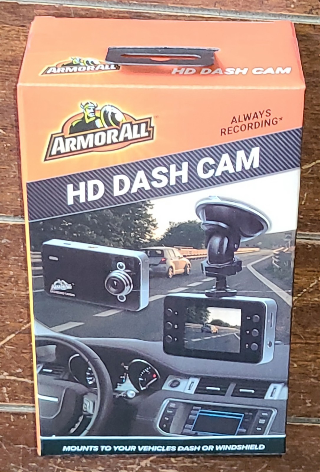 ArmorAll HD DASH CAM with Suction Cup Base & 2.2" TFT LCD Screen #ADC2-1003-BLK