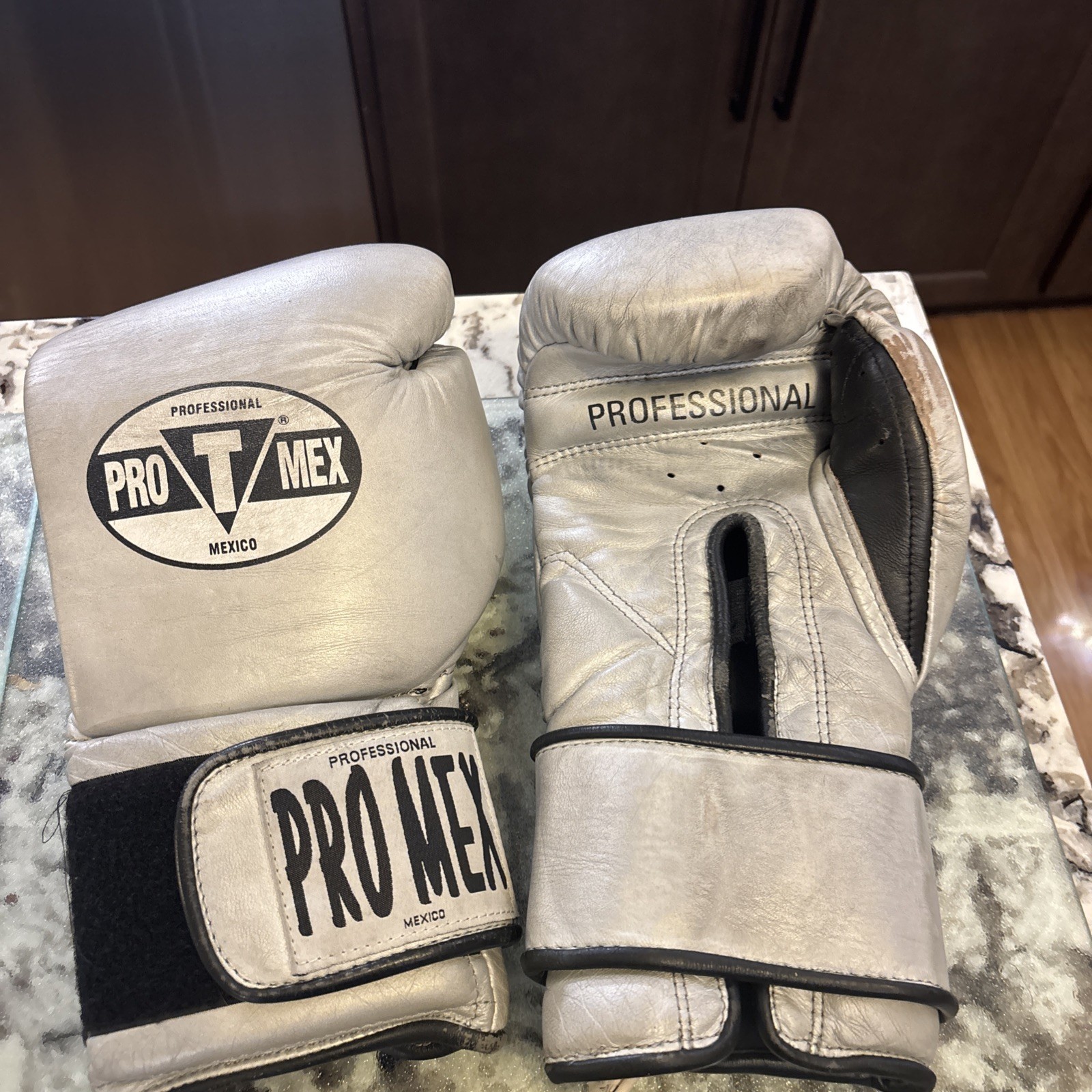 Pro Mex Professional Training Gloves 16oz Silver Black