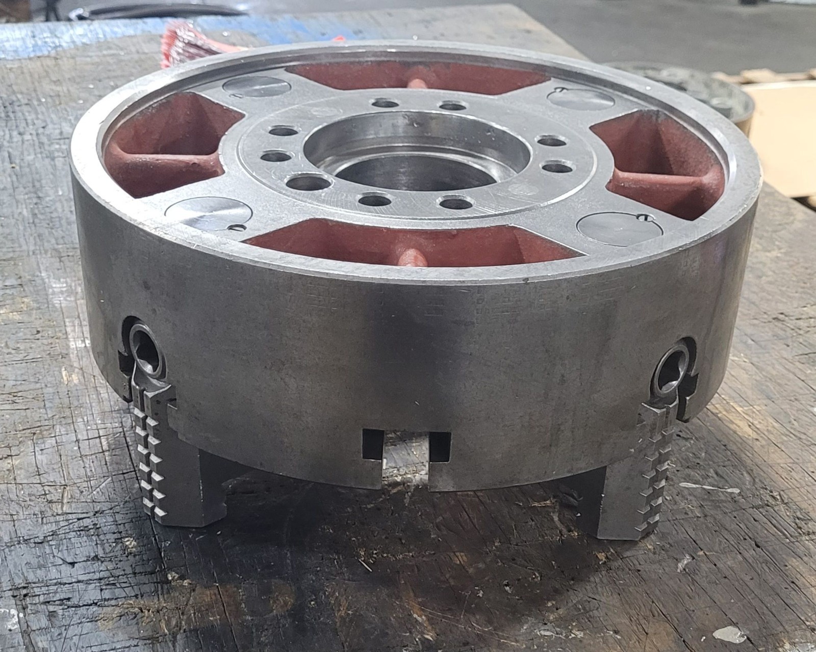 12in Bison Lathe Chuck – 4 Jaws Plain Back