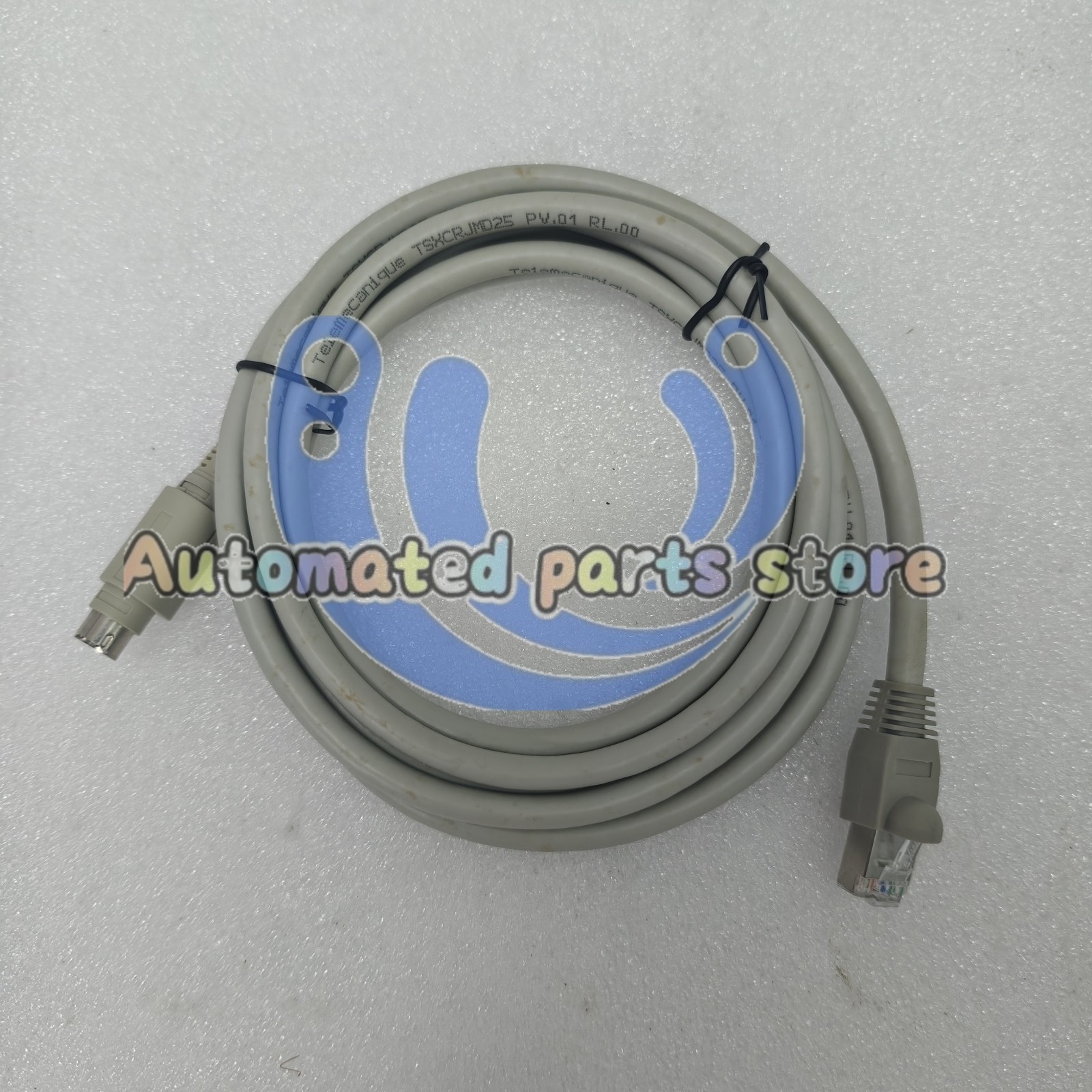 1PCS Schneider TSXCRJMD25 Programming Cable Sealed