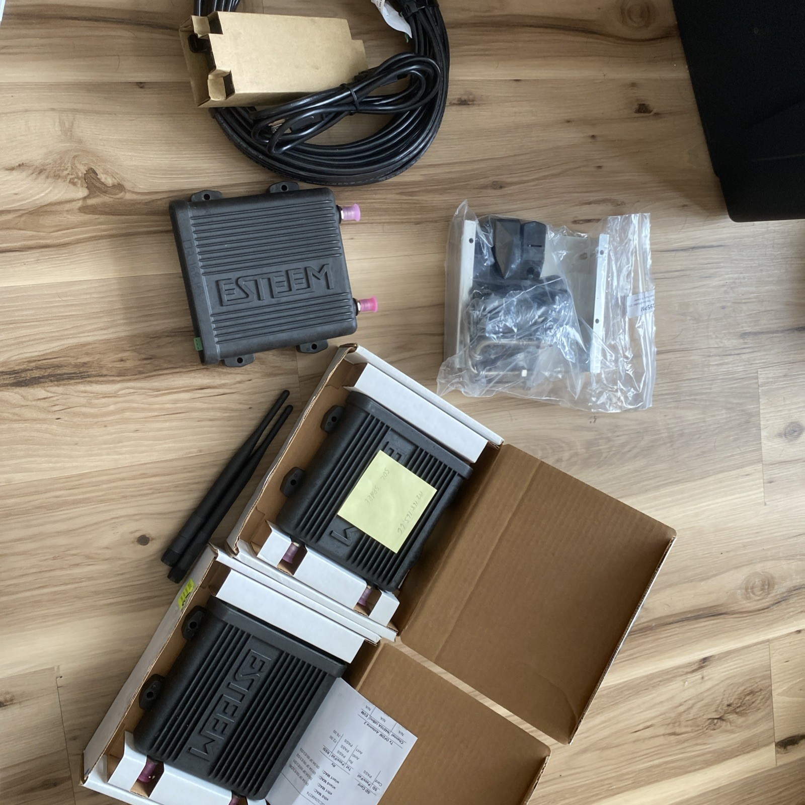 Lot of ESTeem Horizon 5.8GHz Industrial Wireless Devices