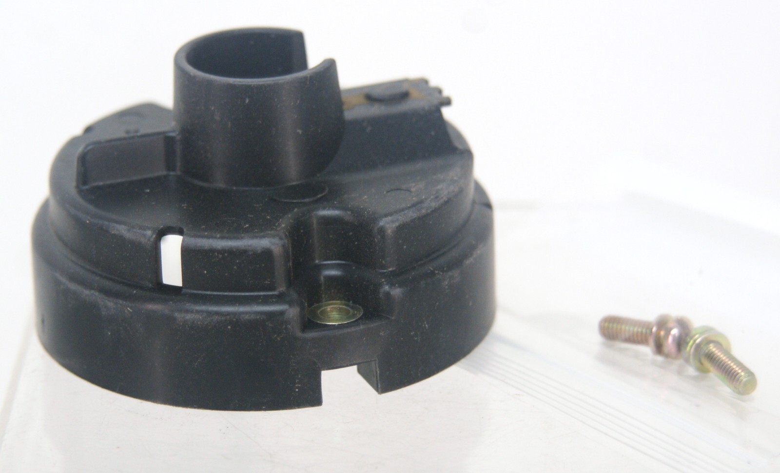 E17Z-12200-A MOTORCRAFT Distributor Rotor Fits Mazda/Ford/Chrysler etc  7466