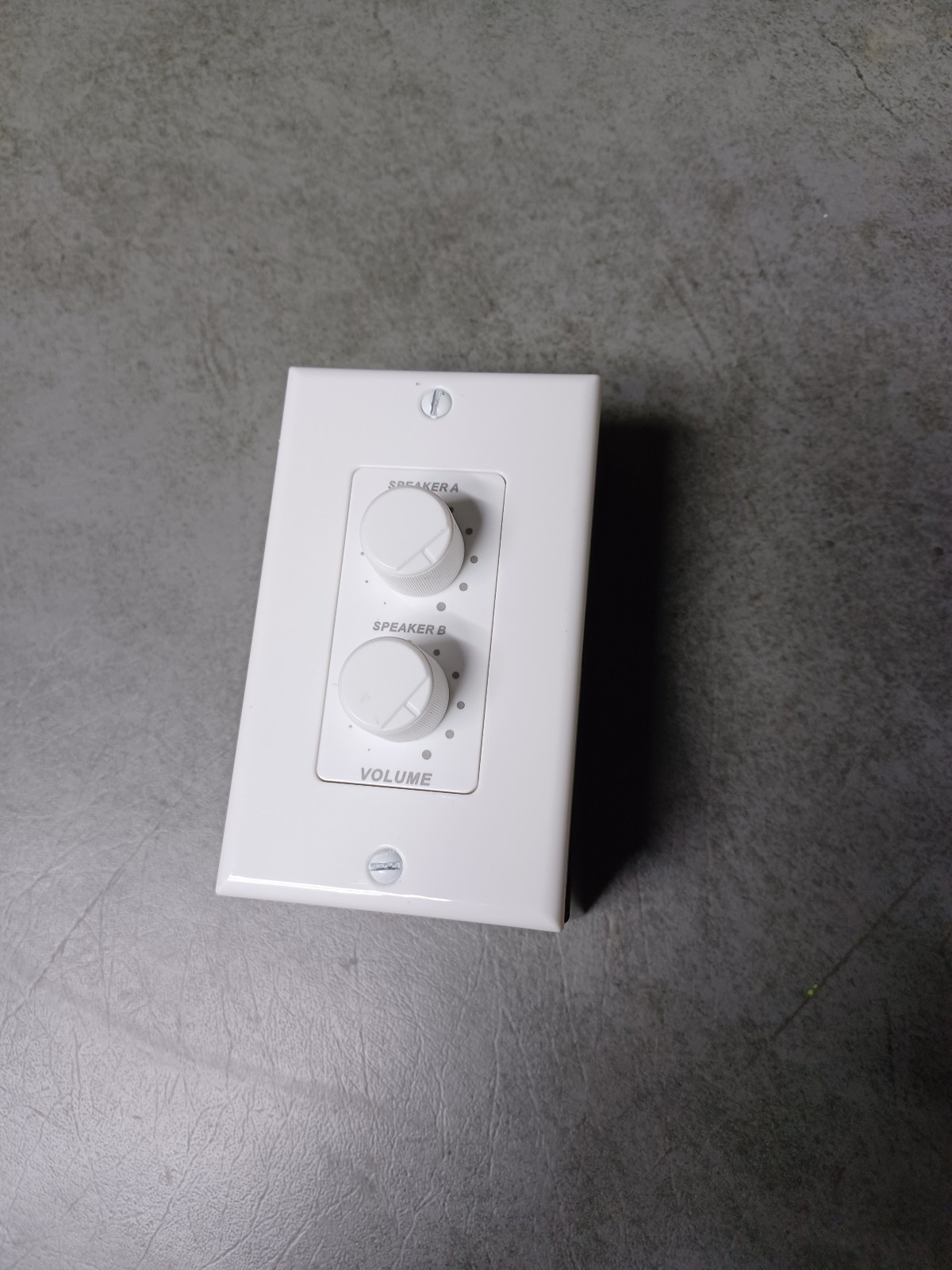 !!!! PYLE PVCD15 HIGH POWER STEREO VOLUME CONTROL & Surface Box !!!