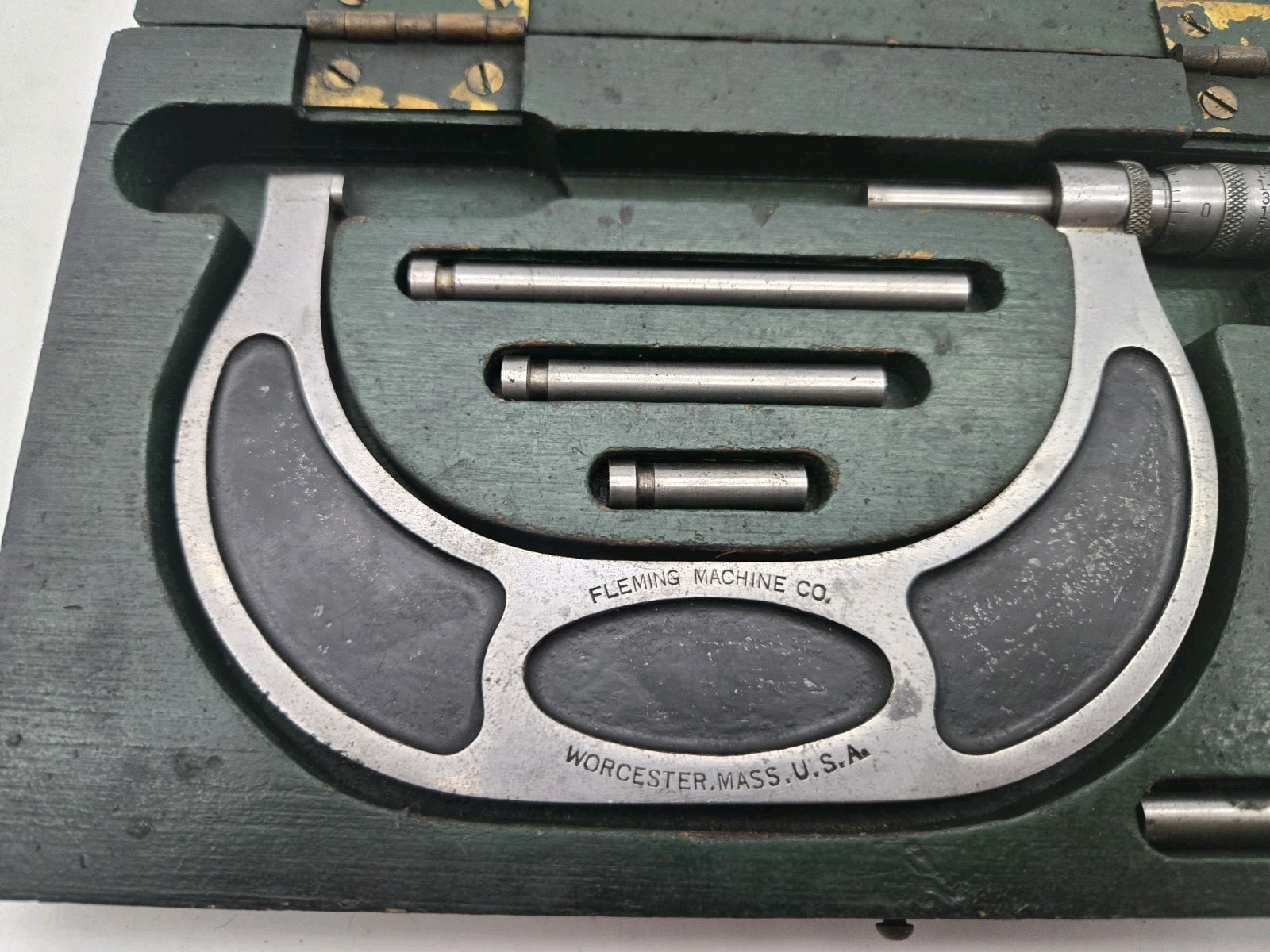 Fleming Mfg 1204RL Micrometer Set In Box
