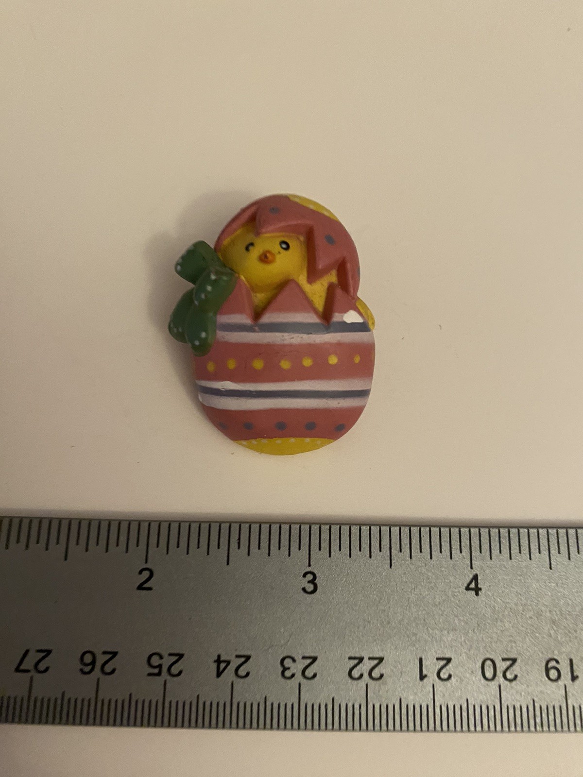 Easter Unlimited Chick Egg Lapel Pin P59