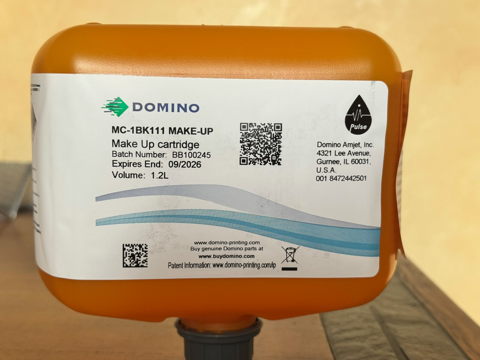 Domino MC-1BK111 Makeup Fluid 32 boxes  - 4 x1.2 L container per box