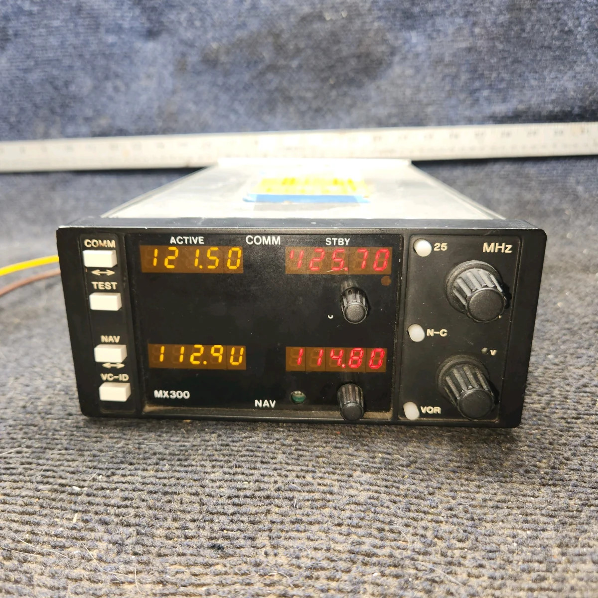 TKM MX300 | TKM MX300 | cessna 150G | NAV/COM Radio with Tray and Connector 14V
