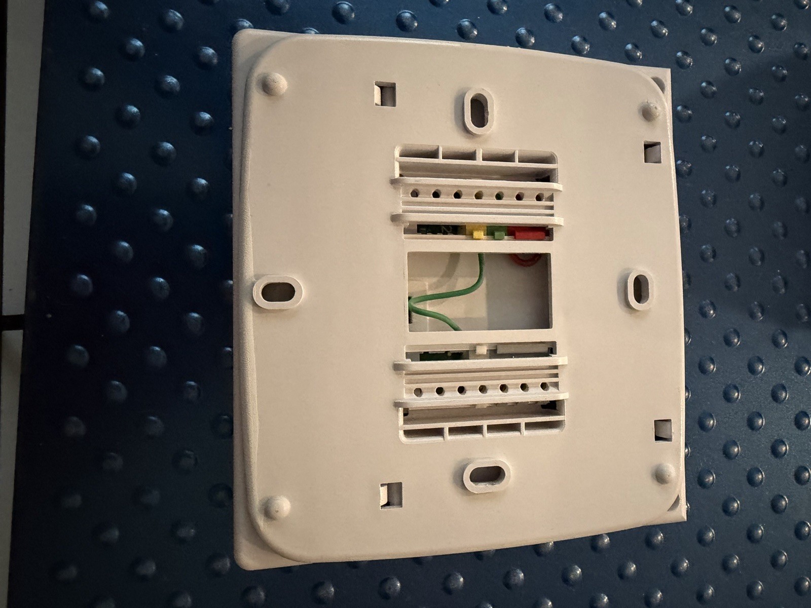 Pro1 T705 Digital Thermostat