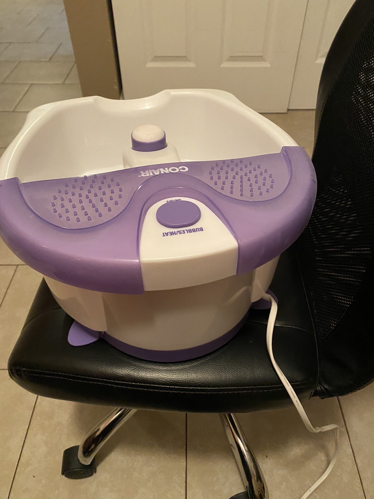Conair Foot Spa with bubbles, massage, & heat