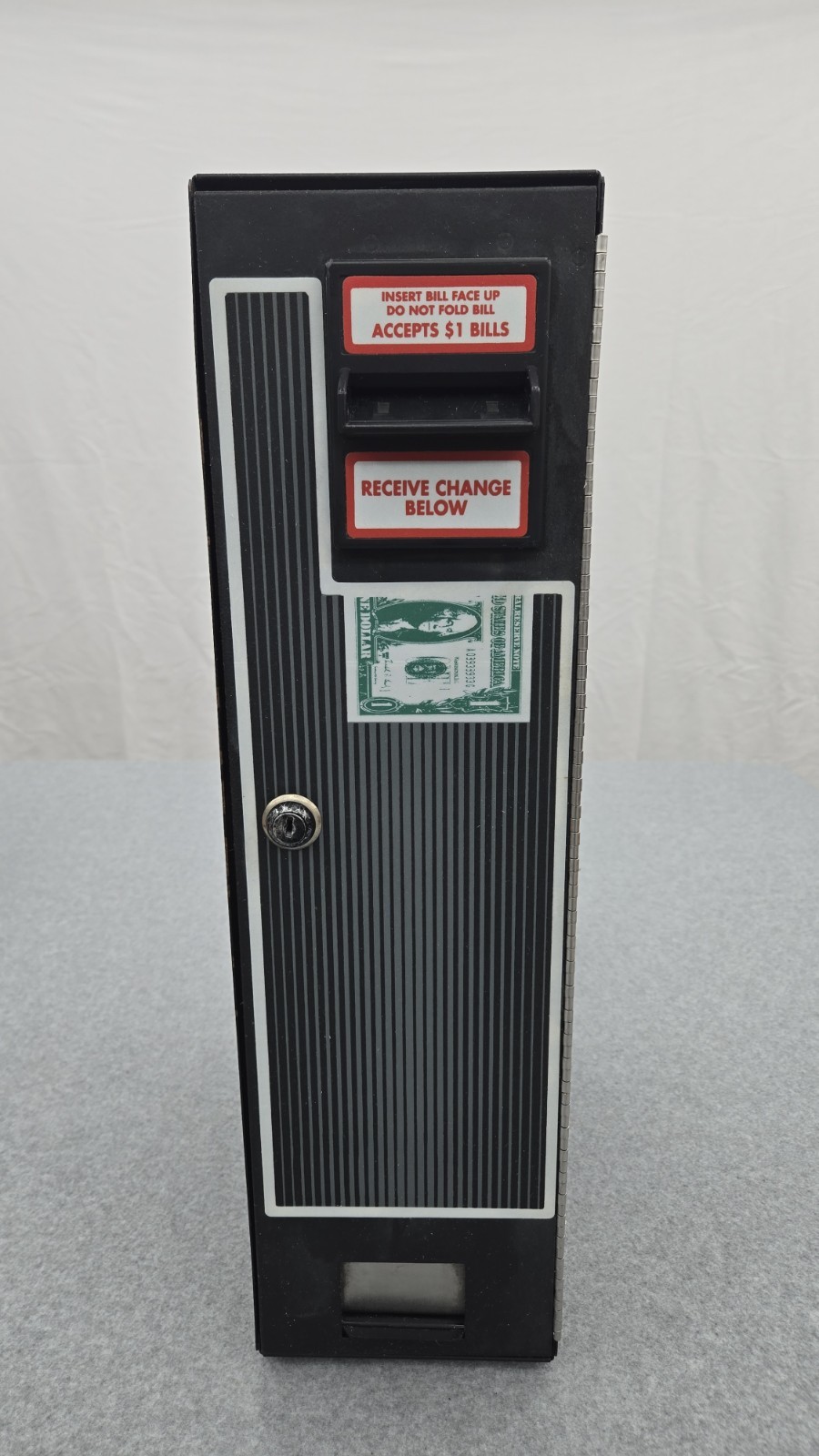 Coffee Inns CM-222 Dollar Bill Coin Changer Machine Good Working Condition