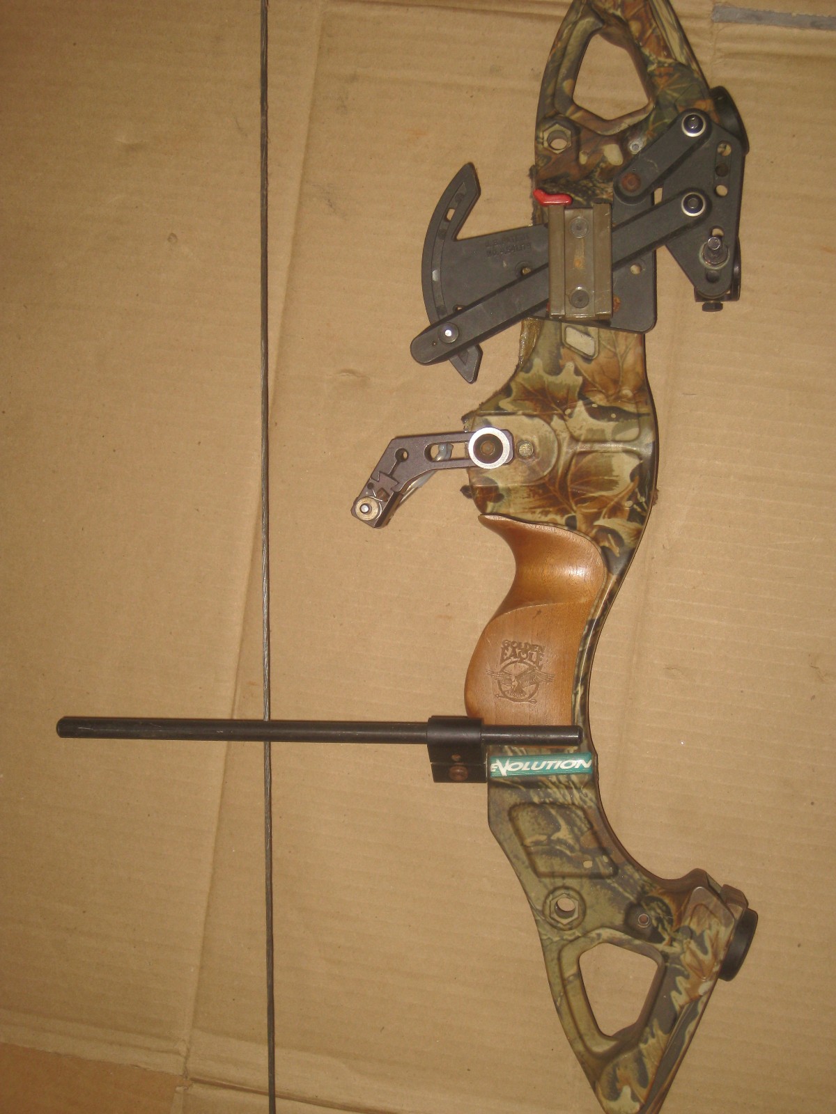 Golden Eagle Evolution Compound Bow