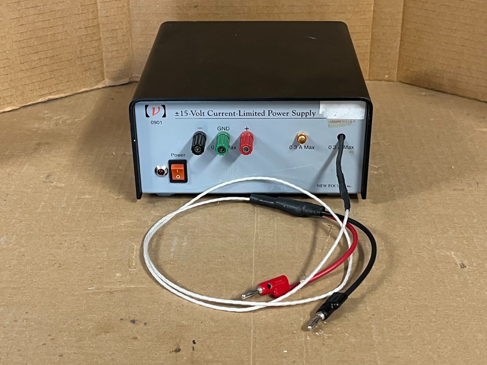 New Focus 0901 +/- 15 Volt Current Limited Power Supply Source - MODIFIED 09-464