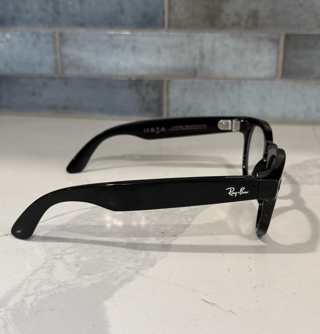 Ray-Ban Meta Headliner Gen 1 Black EssilorLuxotica RW4009 For Parts Only AS-IS