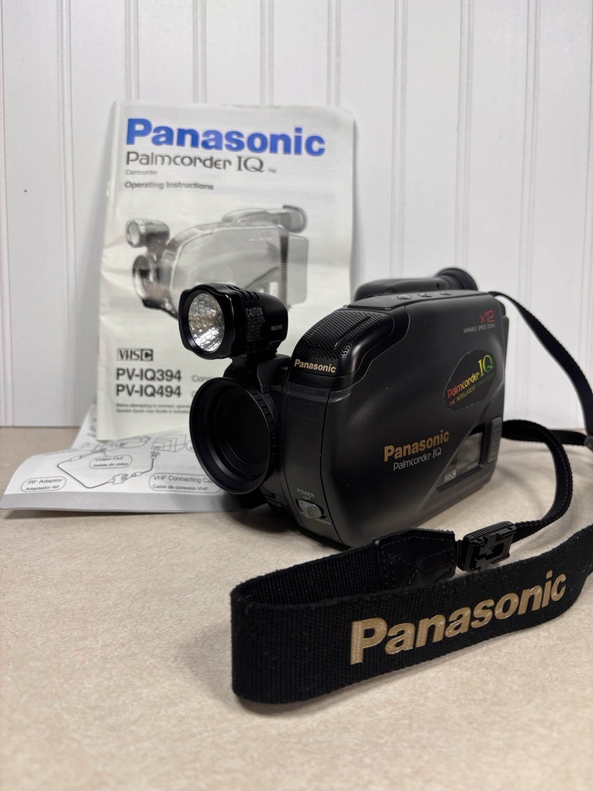 Panasonic Palmcorder IQ Intelligent Camcorder /Instructions NO BATTERY UNTESTED