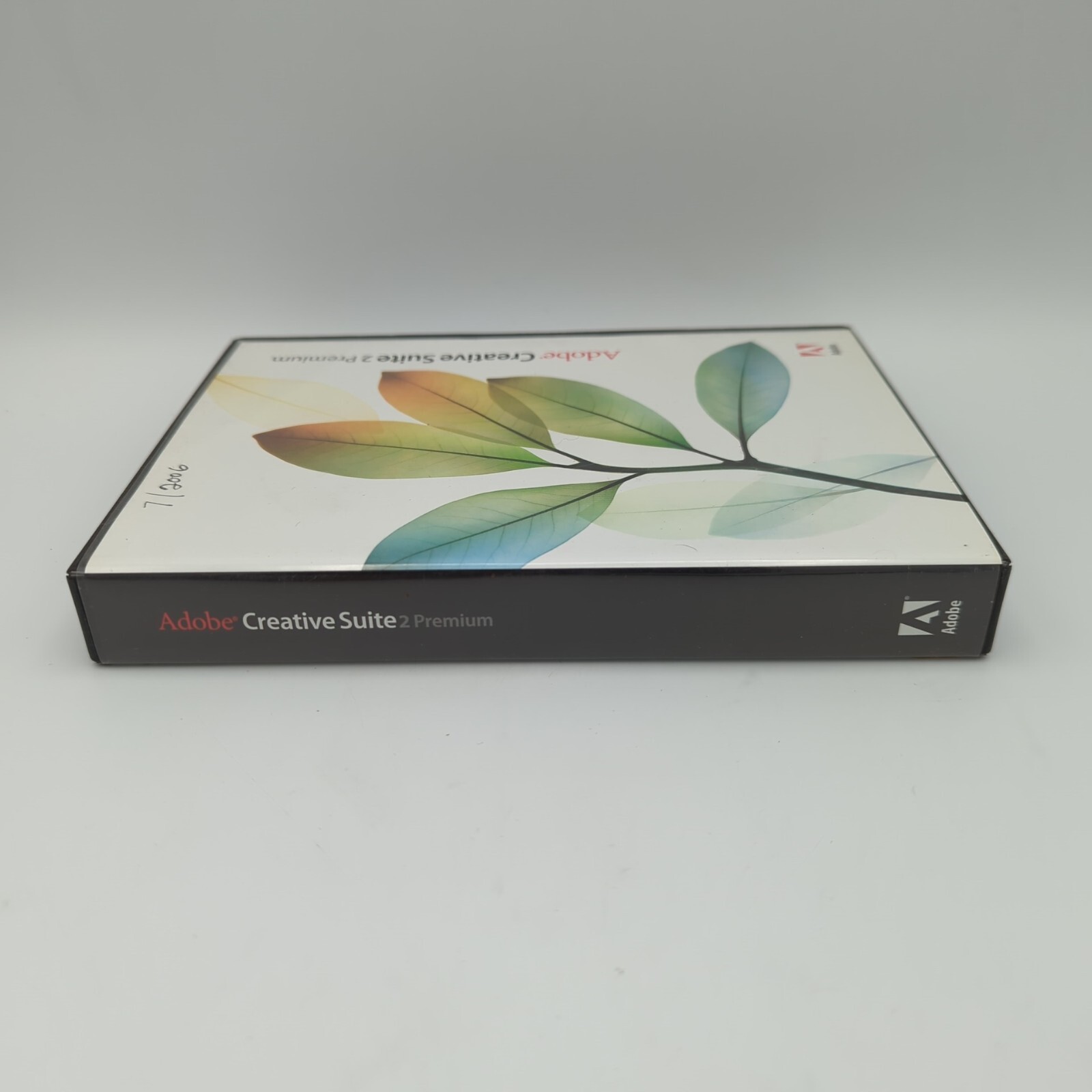 READ DESCRIPTION Adobe Creative Suite 2 Premium for Macintosh 6-Disc w/ Key