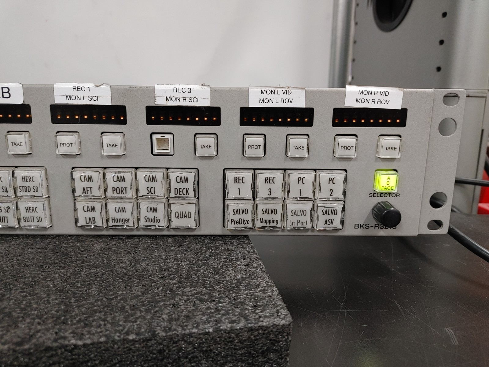SONY BKS-R3216 Multi Bus Control Display Panel Unit