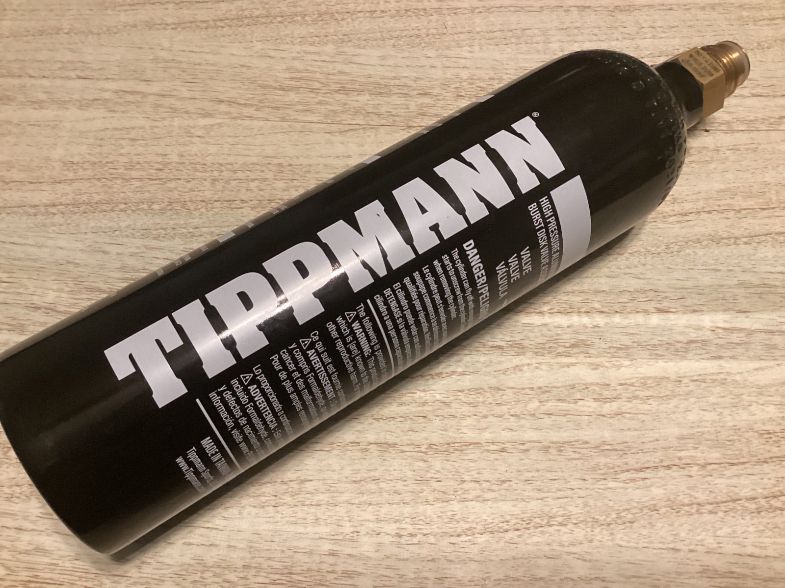 Tippmann 12 OZ co2 tank 9/2021 manufactured on date….