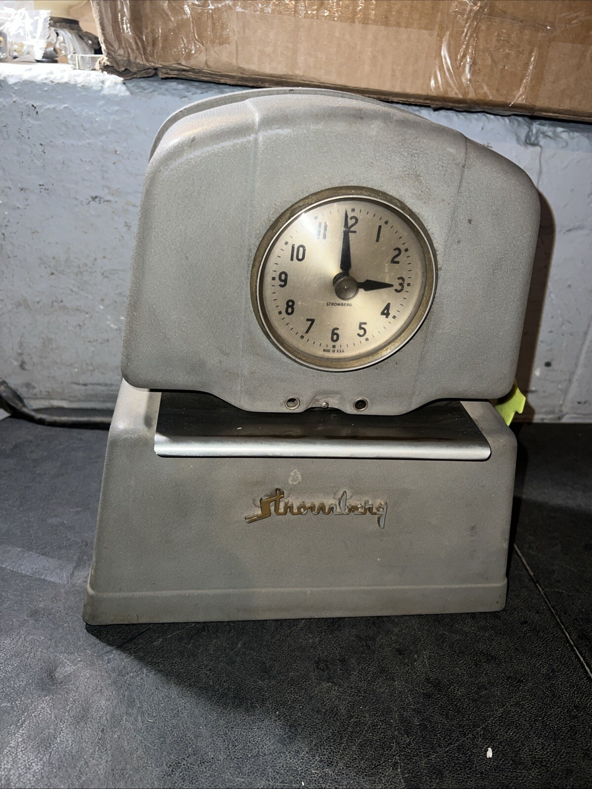 Vintage Stromberg Time clock With Keys WORKS