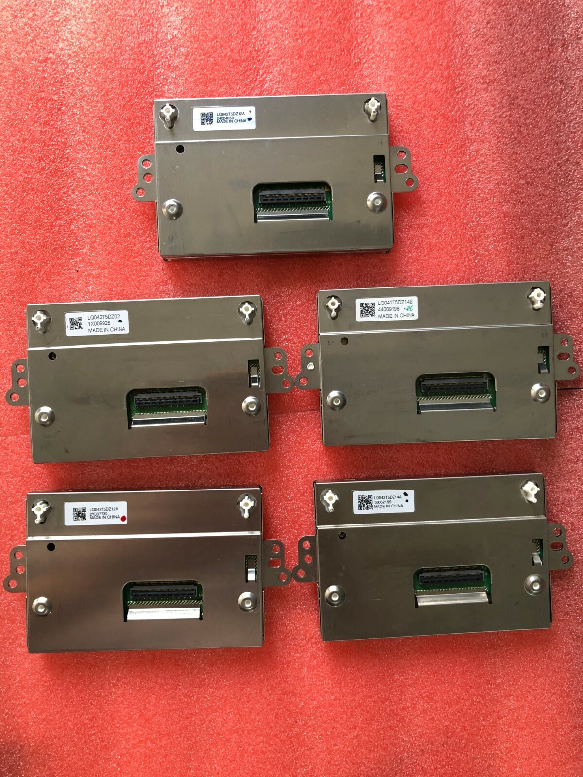 1pc LQ042T5DZ02 LQ042T5DZ12 LQ042T5DZ12A LQ042T5DZ14B LQ042T5DZ14A Lcd car meter