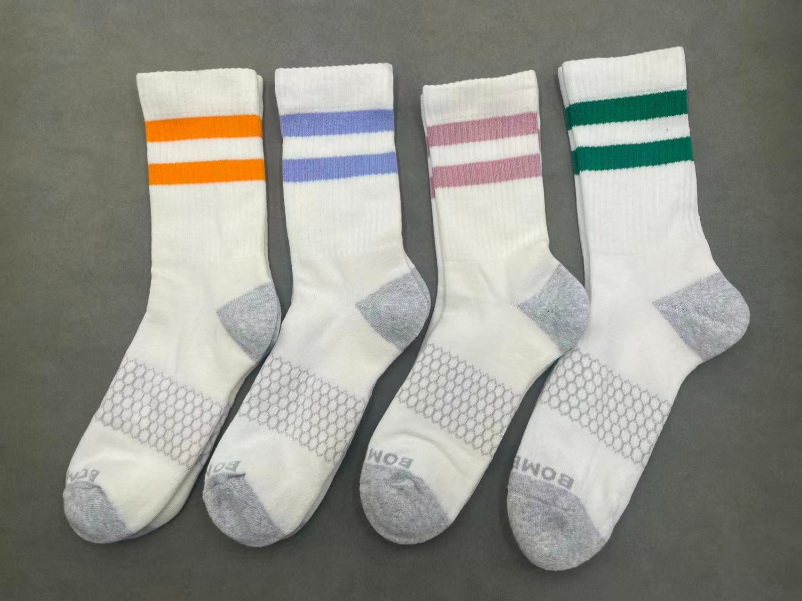 4 Pairs Bombas Men's Four-color stripes Half-calf socks Size Large 9-13 white