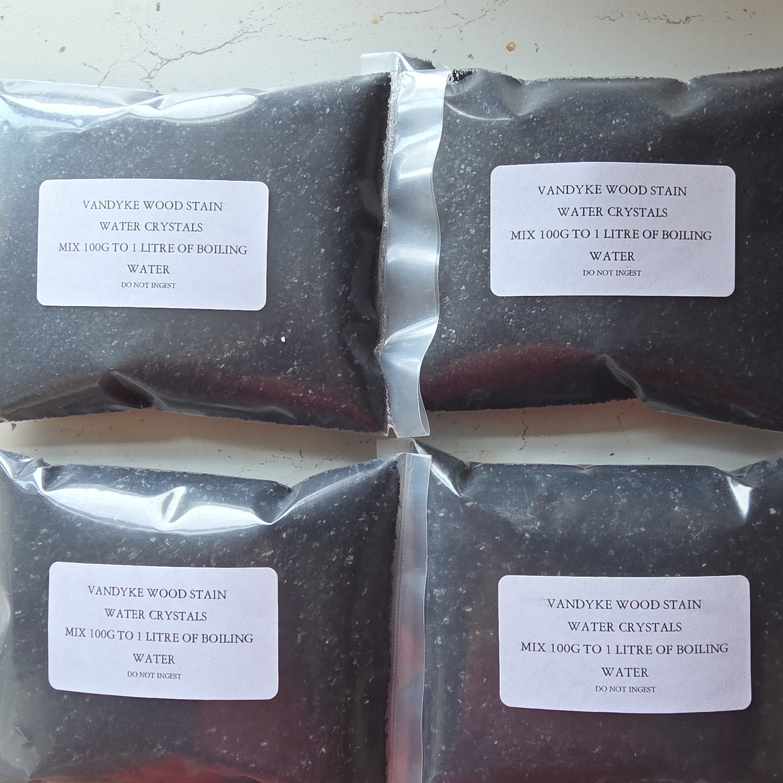 100 g Vandyke Crystals  - Traditional Water Based Wood Stain, Walnut Husks