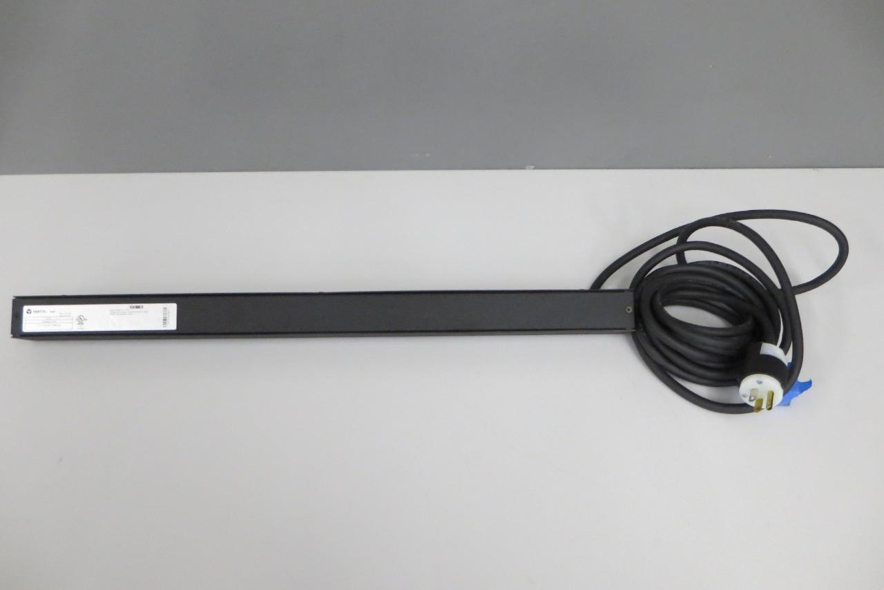 Vertiv Geist Basic Horizontal Rack-Mount Power Strips 8-Outlet strip